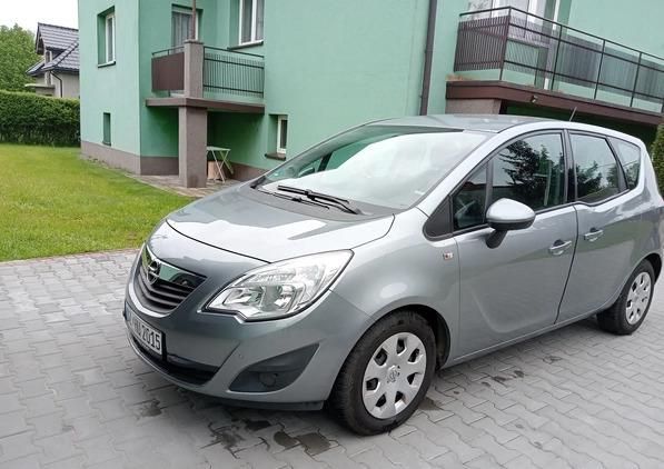 Opel Meriva cena 21800 przebieg: 154000, rok produkcji 2010 z Częstochowa małe 232